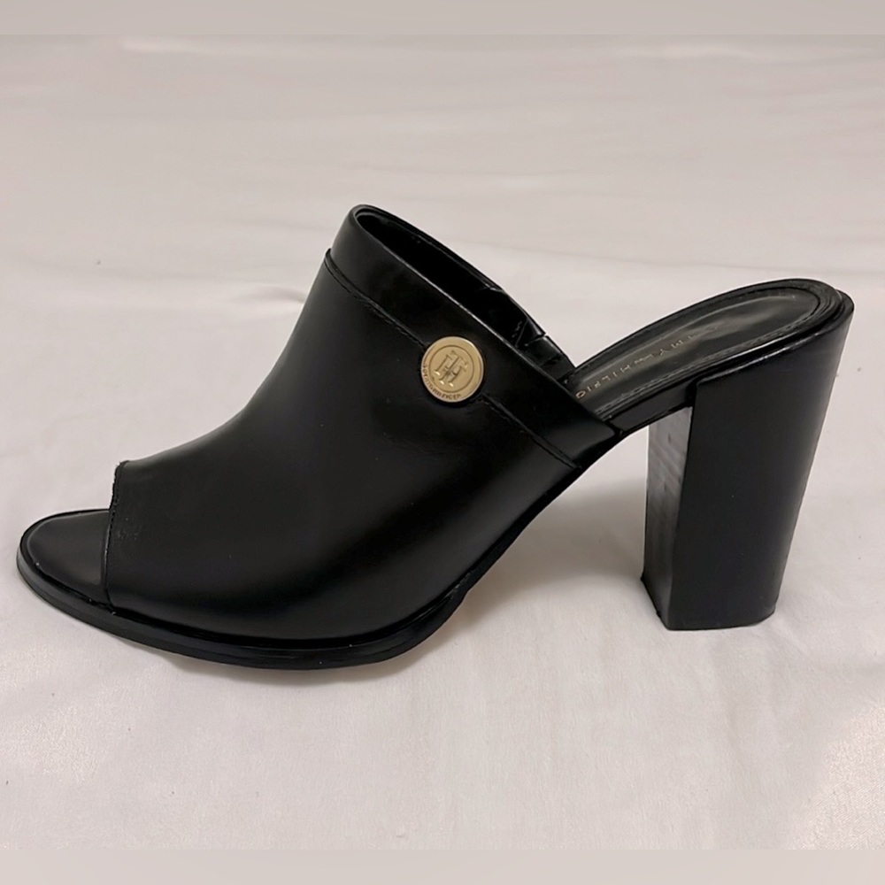 Tommy Hilfiger TWREBECAH Black 4inches Blocked Heel Open Toe Mules Womens 8.5